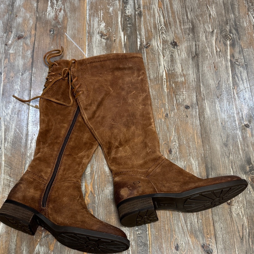 Born Brown Lace-Up Boots